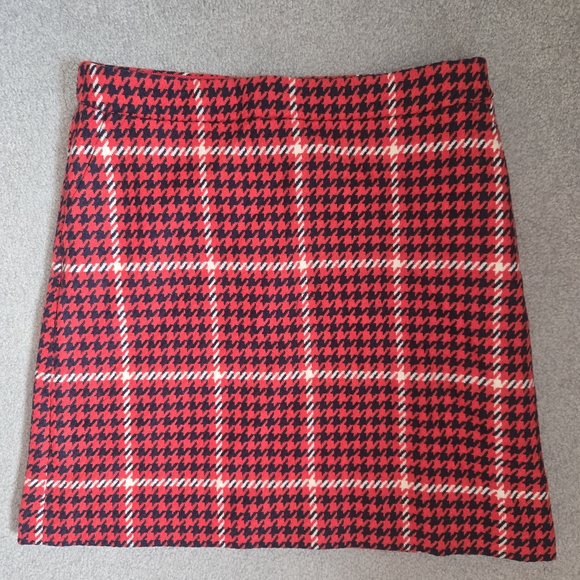 Boden Dresses & Skirts - Boden Red and Black Plaid Mini Skirt